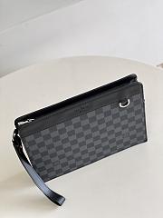 LV STANDING POUCH N64612 Size 27x21x5CM - 2