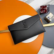 YSL Clutch Black Grained Leather Size 27x16x2cm - 4