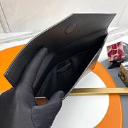 YSL Clutch Silver Black Grained Leather Size 27x16x2cm - 3