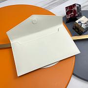 YSL Clutch Silver Gold White Grained Leather Size 27x16x2cm - 6