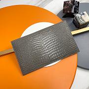 YSL Clutch Uptown Grey Crocodile Size 27x16x2cm - 2