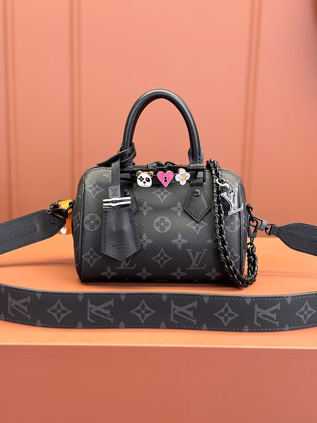 LV Speedy Bandoulière 18 Black Size 18x12x10cm - 1