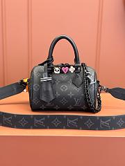 LV Speedy Bandoulière 18 Black Size 18x12x10cm - 1