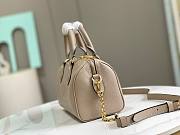 LV Speedy Bandoulière 20 Beige Size 20x13x12cm - 5