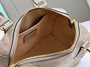 LV Speedy Bandoulière 20 Beige Size 20x13x12cm - 2