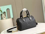 LV Speedy Bandoulière 20 Black Size 20x13x12cm - 6
