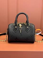 LV Speedy Bandoulière Monogram 20 Black Size 20x13x12cm - 5