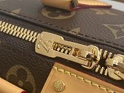 LV Speedy Bandoulière Trunk 20 Size 20x14x12cm - 2