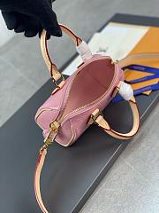 LV Speedy Pink Patent Leather Size 16x19x7cm - 5