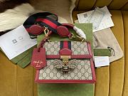 Gucci Bag in Red with Bee-Lock Monogram Size 25x17x13CM - 1