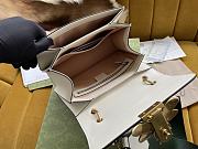 Gucci Bag in White with Bee-Lock Monogram Size 25x17x13CM - 6