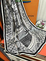 Louis Vuitton Black Silk Scarf DM8733 Size 90x90CM - 4