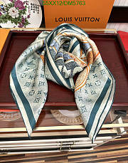 Louis Vuitton Blue Silk Scarf DM5763 Size 90x90CM - 5
