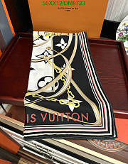 Louis Vuitton White Silk Scarf DM8723 Size 90x90CM - 3