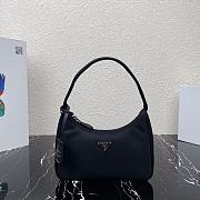 Prada Black Re-Edition 2000 Re-Nylon 23x13x5cm - 4