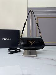 Prada Black Maternity Bag with Pointed Lock 22x15cm - 1