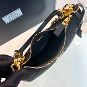 Prada Re-Edition 1995 Black Bag 22x18x6cm - 3