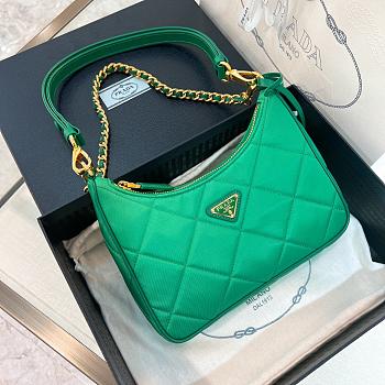 Prada Re-Edition 1995 Green Bag 22x18x6cm