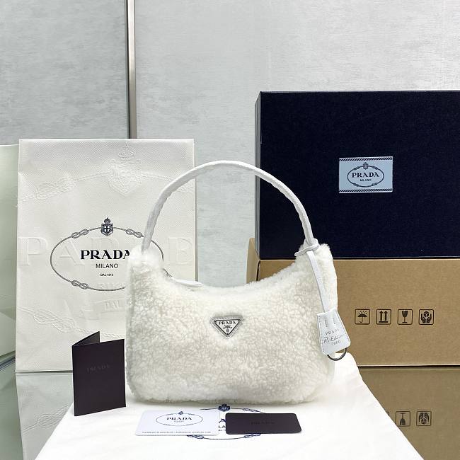Prada Re-Edition 2000 White Wool 22x12x6cm - 1