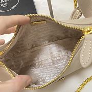 Prada Re-edition 2005 Beige Bag 22×18×6CM - 5