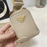 Prada Re-edition 2005 Beige Bag 22×18×6CM - 4