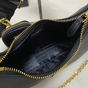 Prada Re-edition 2005 Black Bag 22×18×6CM - 6