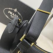 Prada Re-edition 2005 Black Bag 22×18×6CM - 5