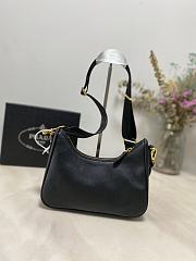 Prada Re-edition 2005 Black Bag 22×18×6CM - 2