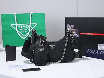 Prada Re-Edititon 2005 Re-Nylon Black 22x12x6cm