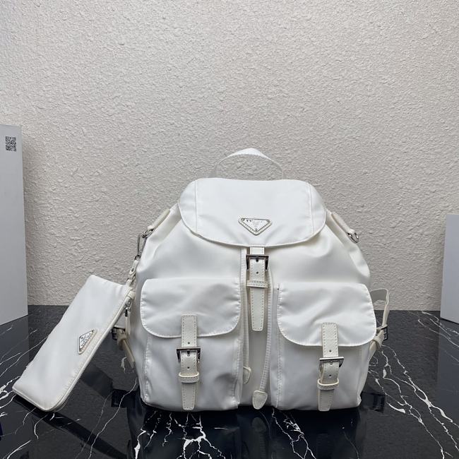 Prada Re-Nylon White Backpack 30x32x15cm - 1
