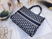 Dior Book Tote Small Blue Oblique Embroidery 36x28x17cm - 2