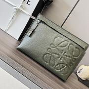 Loewe Clutch Bag Leather Green Size 29x6x20cm - 1