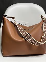 Loewe Cubi 2022 Bag Brown Size 30x16x32CM - 3