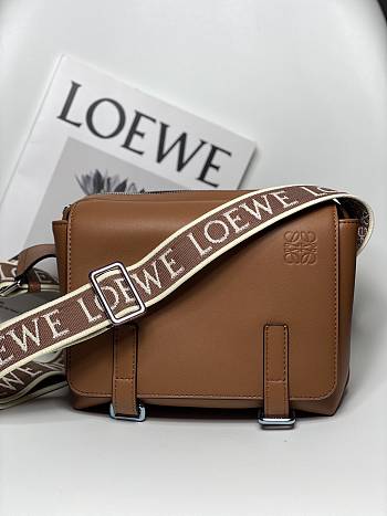 Loewe Postman Bag Brown Size 23x18x9CM