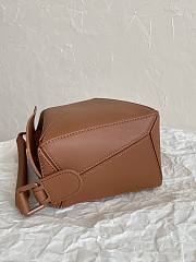 Loewe Puzzle Crossbody Bag Brown Size 24x16x10CM - 5
