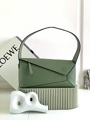 Loewe Puzzle Hobo Bag Green Size 28x10x5CM - 1