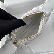 Chanel 23C Mini Hoop Loop Hobo White 16x16x5.5cm - 4