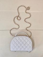 Chanel 25C Bowling White Size 18x13x7cm - 5