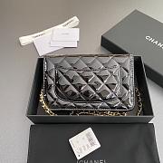 Chanel Woc Patent Black Gold Size 20x13x3cm - 2