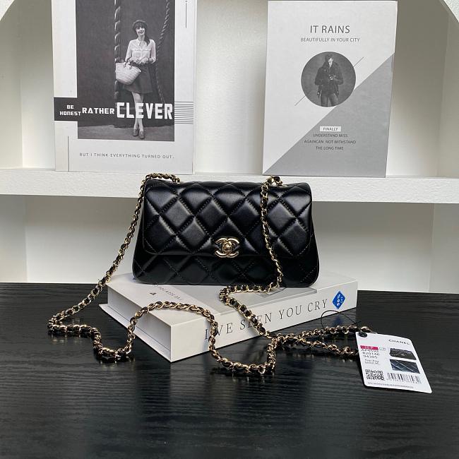 Chanel Flap Bag Metalic Black Size 20×11×5cm - 1