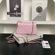 Chanel Flap Bag Metalic Pink Size 20×11×5cm - 2