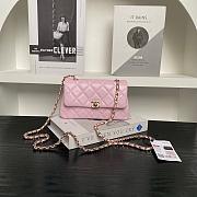 Chanel Flap Bag Metalic Pink Size 20×11×5cm - 5