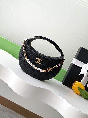 Chanel Half Moon Pearl Black Size 16x16x5cm