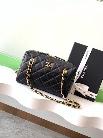 Chanel Handbag with LogoAS5125 Black 25x15x11cm