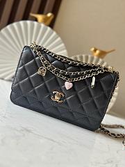 Chanel Lambskin Wallet with Chain Black Size 19x13x3cm - 4