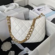 Chanel Should Bag White AS4220 Size 24x17x6cm - 3