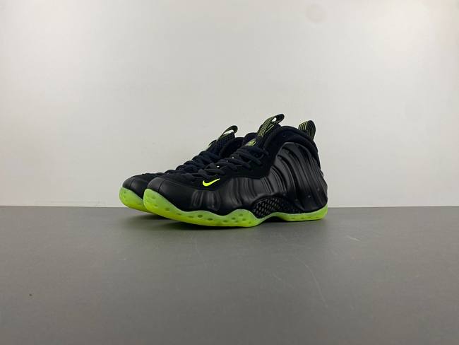 Nike Air Foamposite One Black Volt HF2902-001 - 1