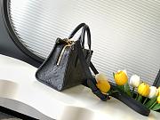 LV Giant Monogram Black LVB0049 Size 25x13x10cm - 5