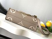 LV Giant Monogram LVB0050 Size 25x13x10cm - 4