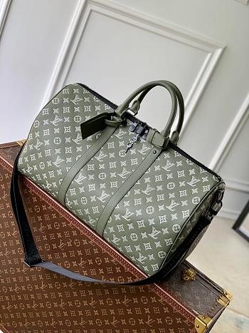 LV Keepall Bandoulière 50 M12504 Size 50x23x29cm